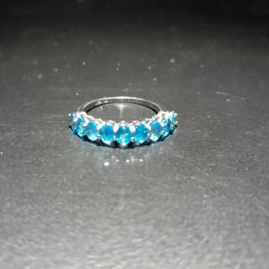 Natural Neon Apetite Ring F10